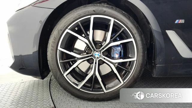 BMW 5 Series (G30) id 3794902 из Кореи 14
