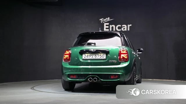 Mini Cooper S id 4689047 из Кореи 24