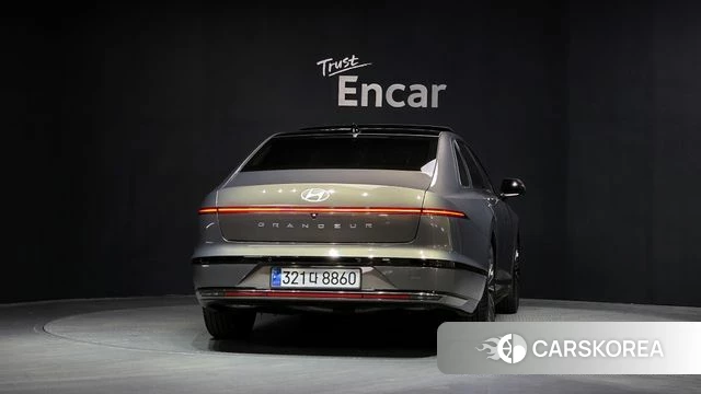 Hyundai Grandeur (GN7) id 4308815 из Кореи 14