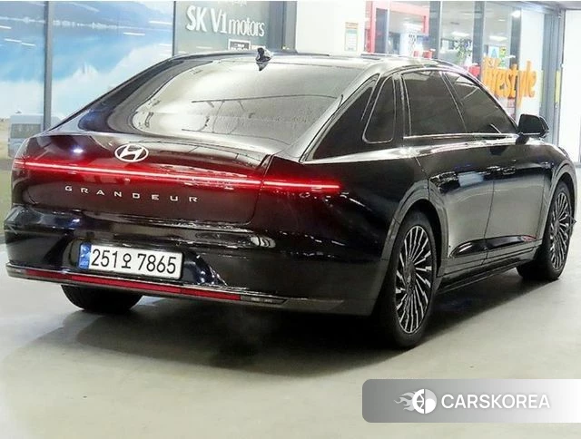 Hyundai Grandeur (GN7) id 4591895 из Кореи 14