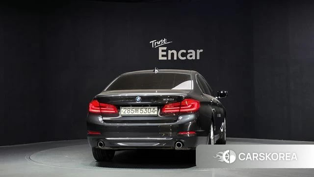 BMW 5 Series (G30) id 4402974 из Кореи 25
