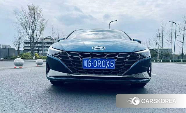 Hyundai Elantra id 4277330 из Китая 9