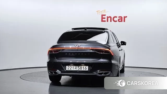 Hyundai The New Grandeur IG id 2884639 из Кореи 14