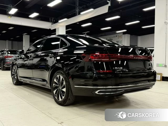 Volkswagen Passat id 4256291 из Китая 13