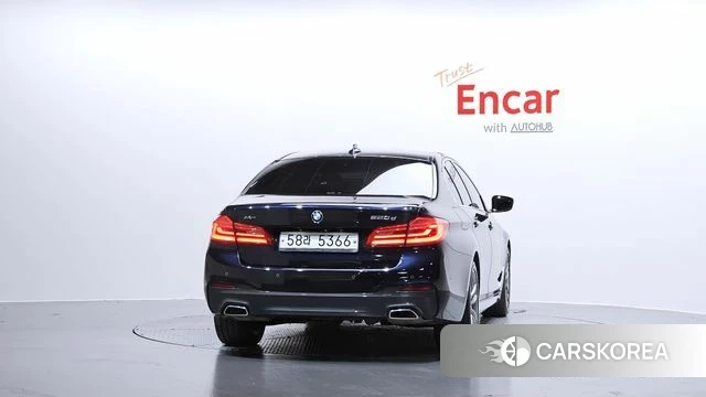 BMW 5 Series (G30) id 4430566 из Кореи 26