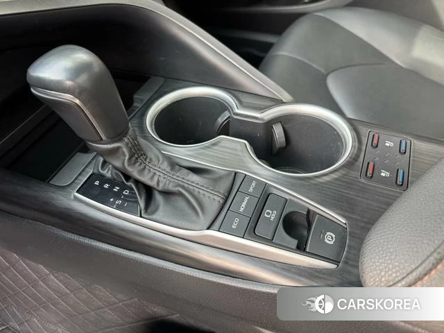 Toyota Camry 2024 Черный из Китая, фото 4
