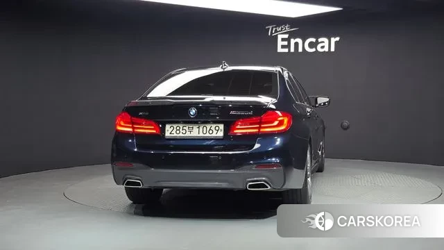 BMW 5 Series (G30) id 3754068 из Кореи 14