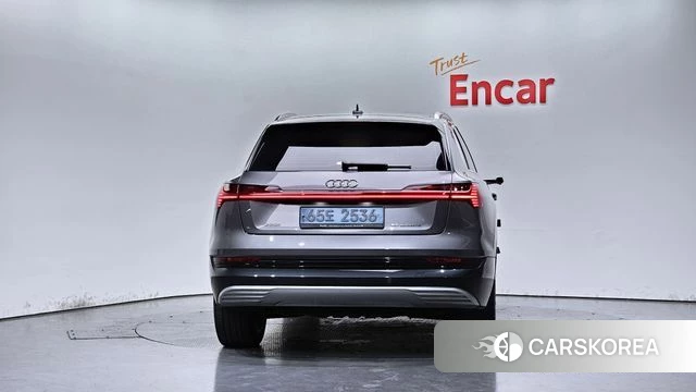 Audi e-Tron id 4562064 из Кореи 25
