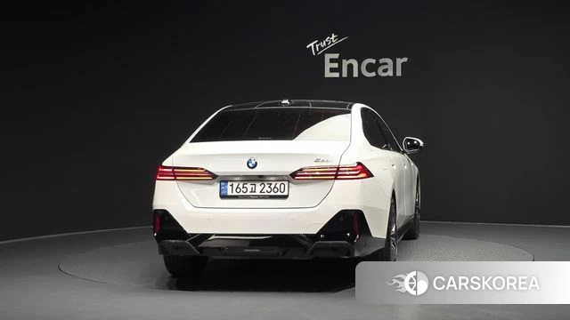 BMW 5 Series (G60) id 4590580 из Кореи 27