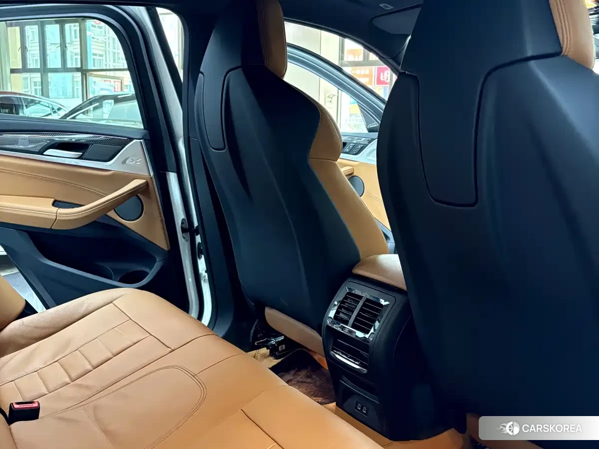 BMW X4 M 2024 Белый из Китая, фото 4