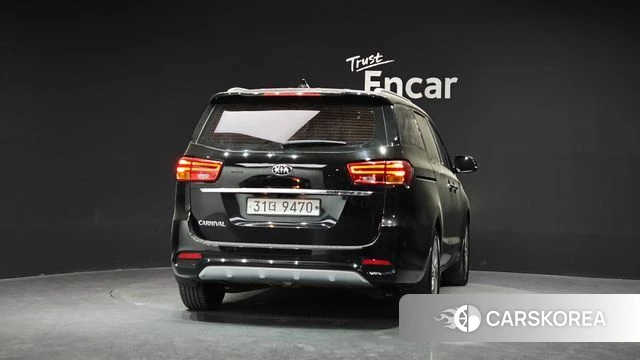 Kia The New Carnival id 4251392 из Кореи 25