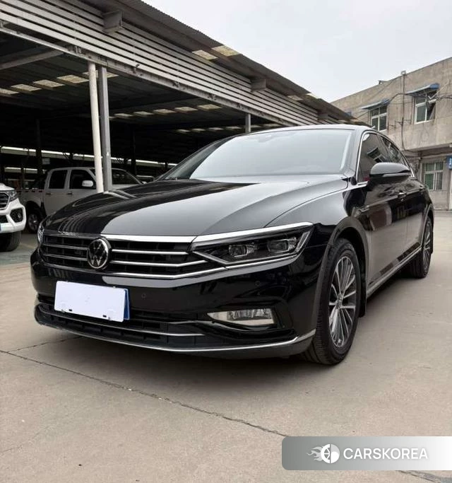 Volkswagen Magotan 2022 Черный из Китая, фото 4
