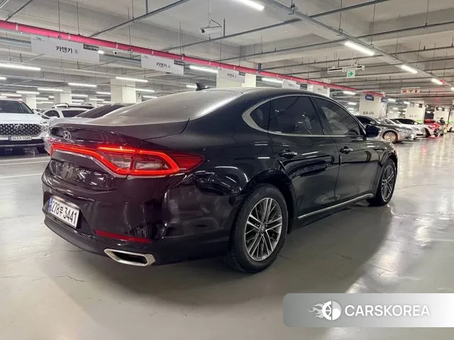 Hyundai Grandeur IG id 3617392 из Кореи 9