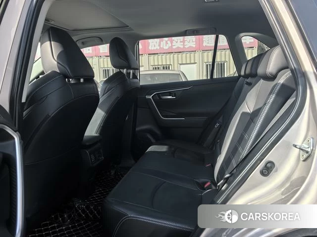 Toyota Wilanda 2023 Шампань из Китая, фото 4