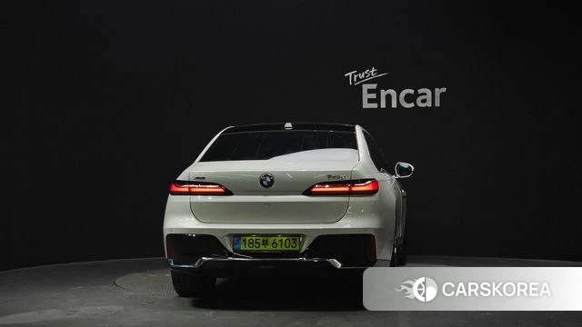 BMW 7 Series (G70) id 4248317 из Кореи 27