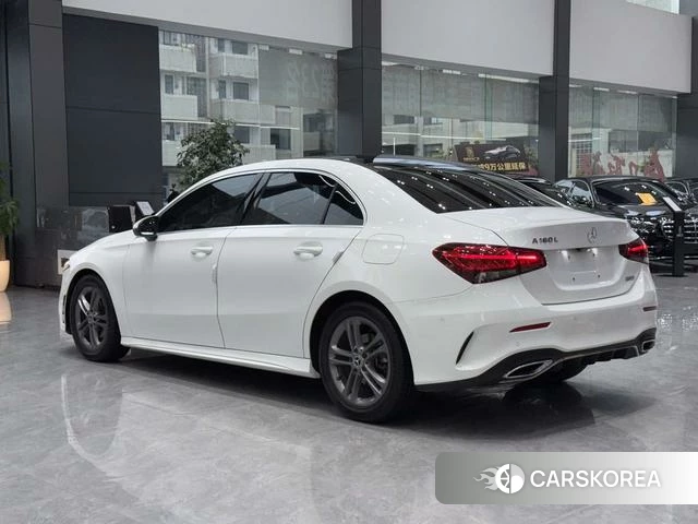 Mercedes-Benz Class A 2021 Белый из Китая, фото 4