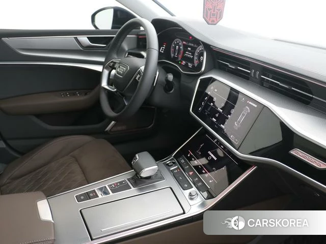 Audi A7L id 4272984 из Китая 10
