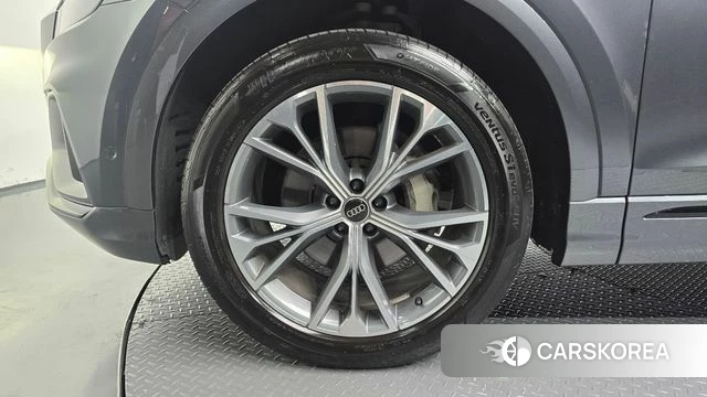 Audi Q8 (4M) id 4863853 из Кореи 27