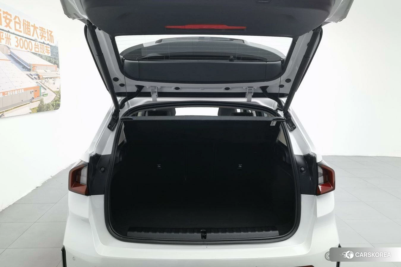 BMW X1 id 4510849 из Китая 18