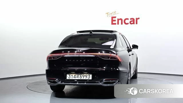 Hyundai The New Grandeur IG id 4423183 из Кореи 28
