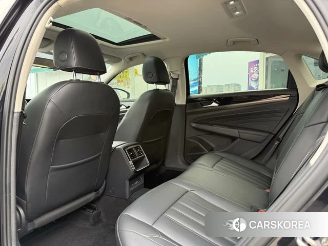 Volkswagen Passat 2021 Черный из Китая, фото 6