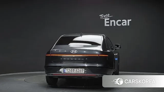 Hyundai Grandeur (GN7) id 3555242 из Кореи 14