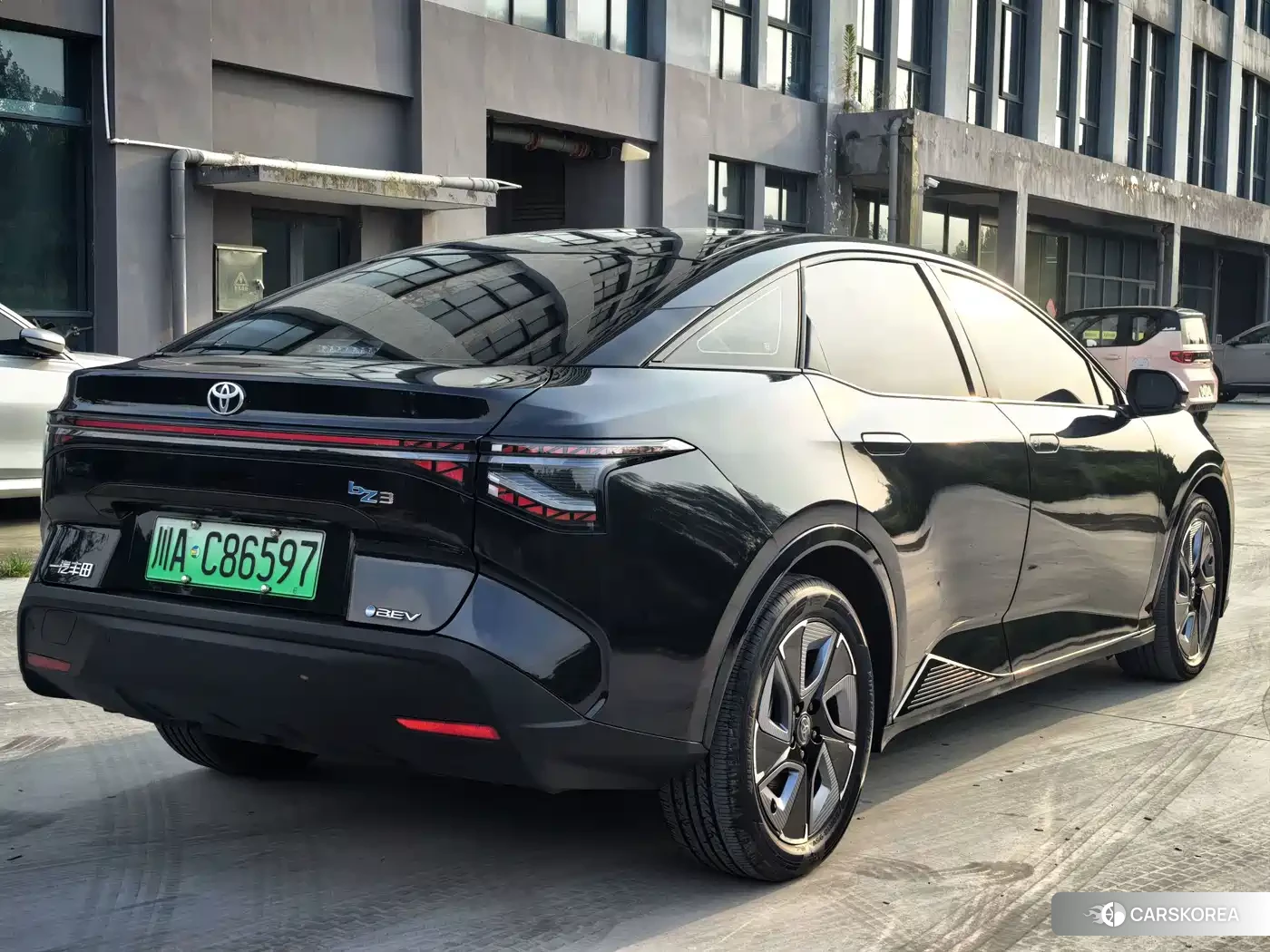 Toyota bZ3 2024 Черный из Китая, фото 4