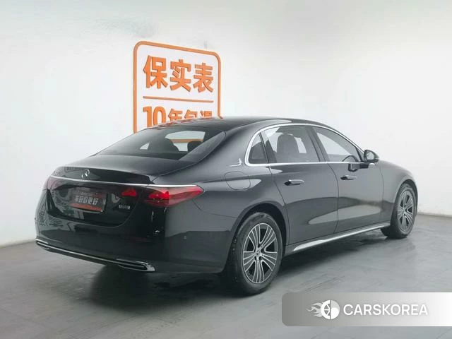 Mercedes-Benz E-class id 4272452 из Китая 19