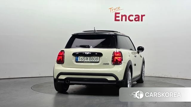Mini Cooper id 4401975 из Кореи 24