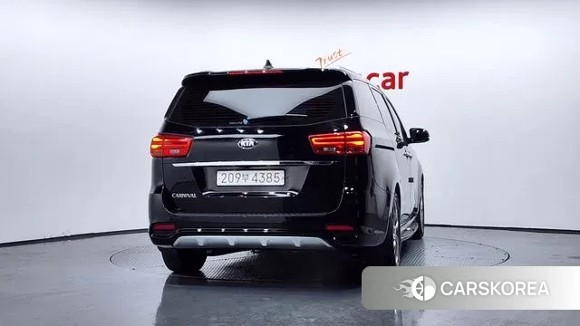 Kia The New Carnival id 3391421 из Кореи 14