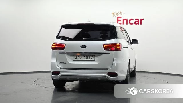 Kia The New Carnival id 3880164 из Кореи 14