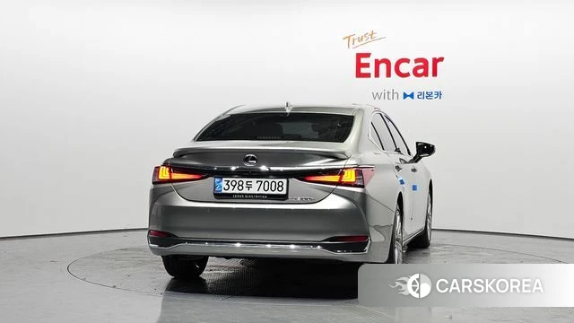 Lexus ES300h 7th generation id 4427552 из Кореи 24
