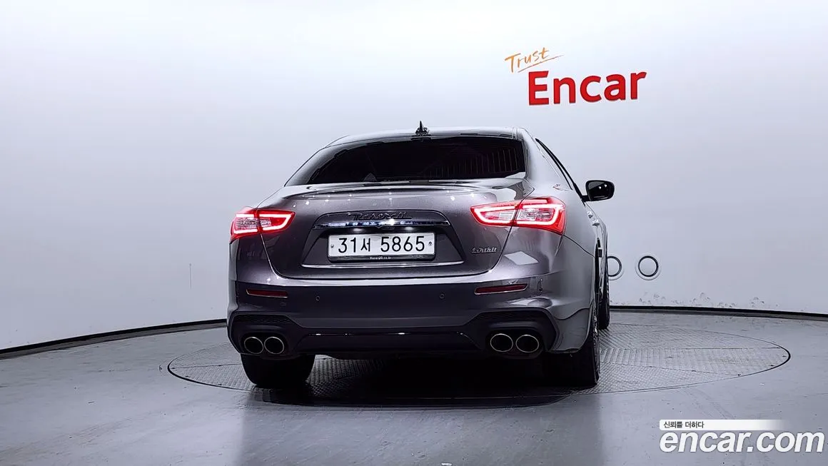 Maserati Ghibli id 1381648 из Кореи 14