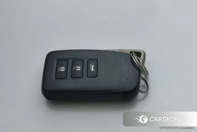 Lexus NX id 4210618 из Китая 18