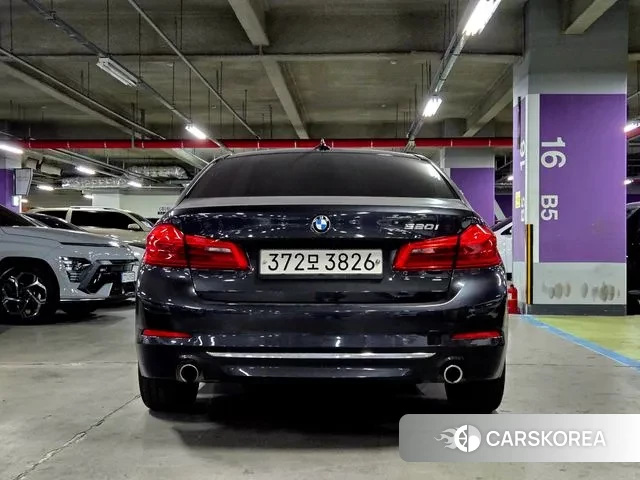 BMW 5 Series (G30) id 3651188 из Кореи 13