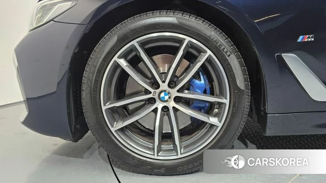 BMW 5 Series (G30) id 4855224 из Кореи 25