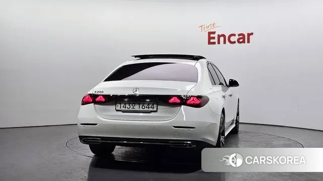 Mercedes-Benz E-Class W214 id 3596180 из Кореи 14