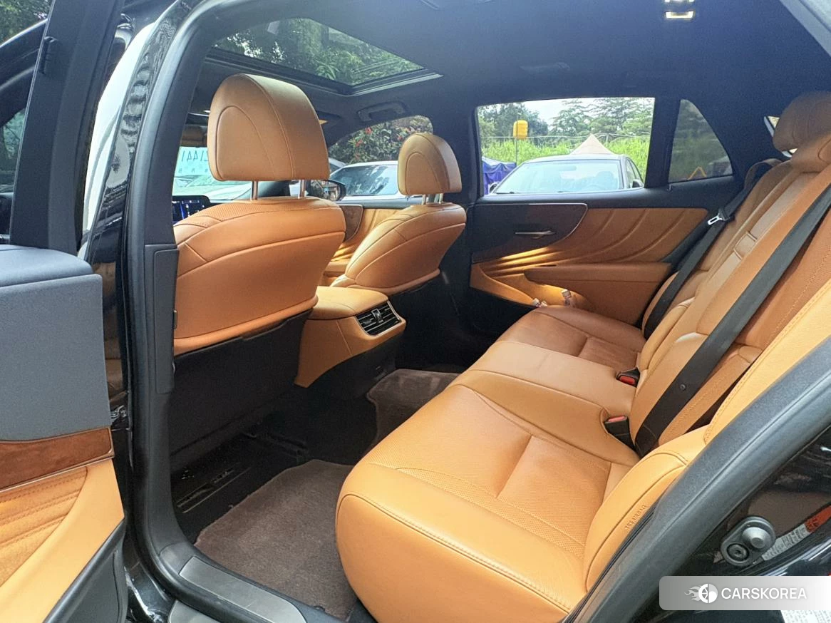 Lexus LS 2020 Черный из Китая, фото 4