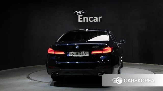 BMW 5 Series (G30) id 4423492 из Кореи 24