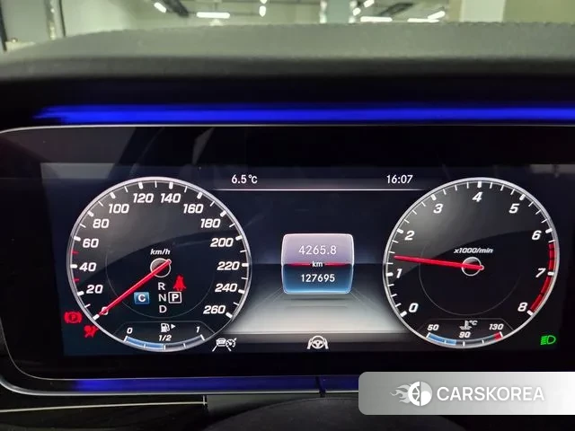 Mercedes-Benz E-Class W213 2019 Серебряный из Кореи, фото 4