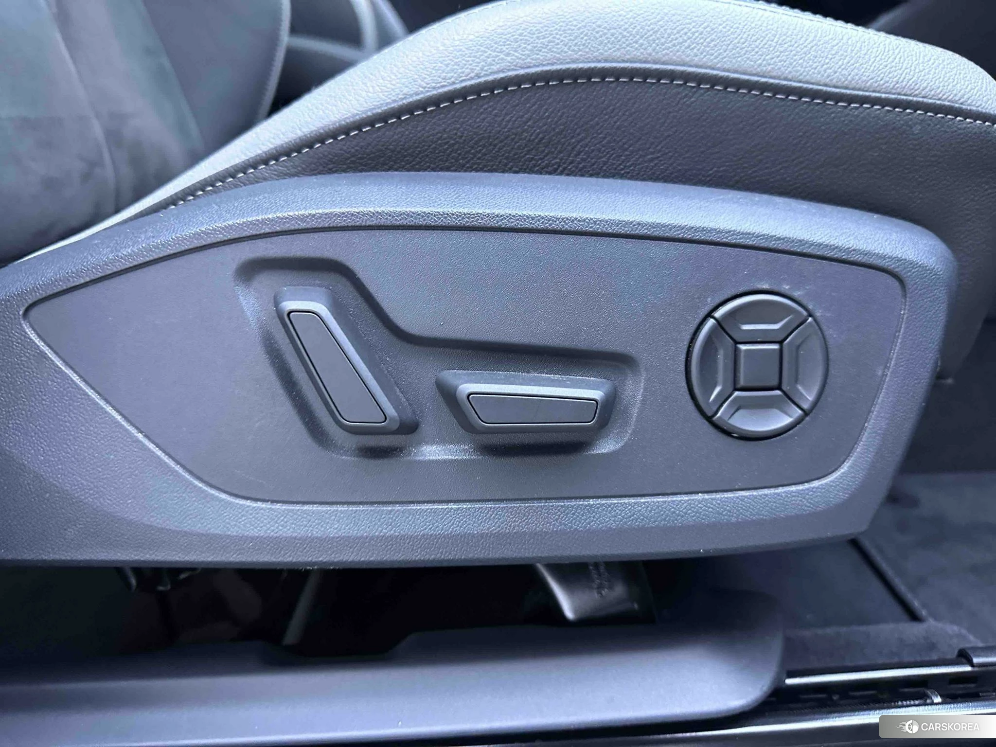 Audi Q3 id 4473858 из Китая 18