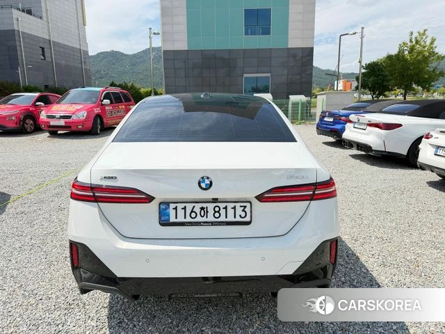 BMW 5 Series (G60) id 4739114 из Кореи 13