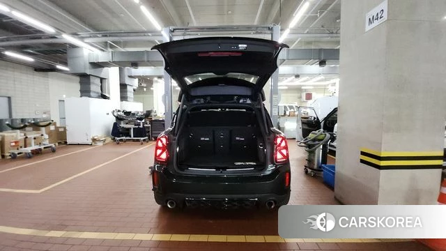 Mini Cooper S Countryman 2023 Темно-зеленый из Кореи, фото 5