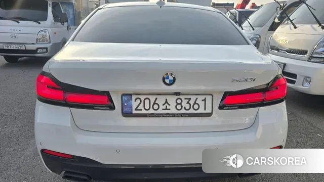 BMW 5 Series (G30) id 3058459 из Кореи 13