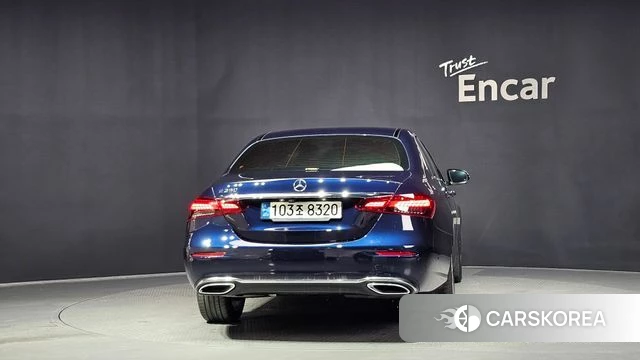 Mercedes-Benz E-Class W213 id 4614112 из Кореи 28
