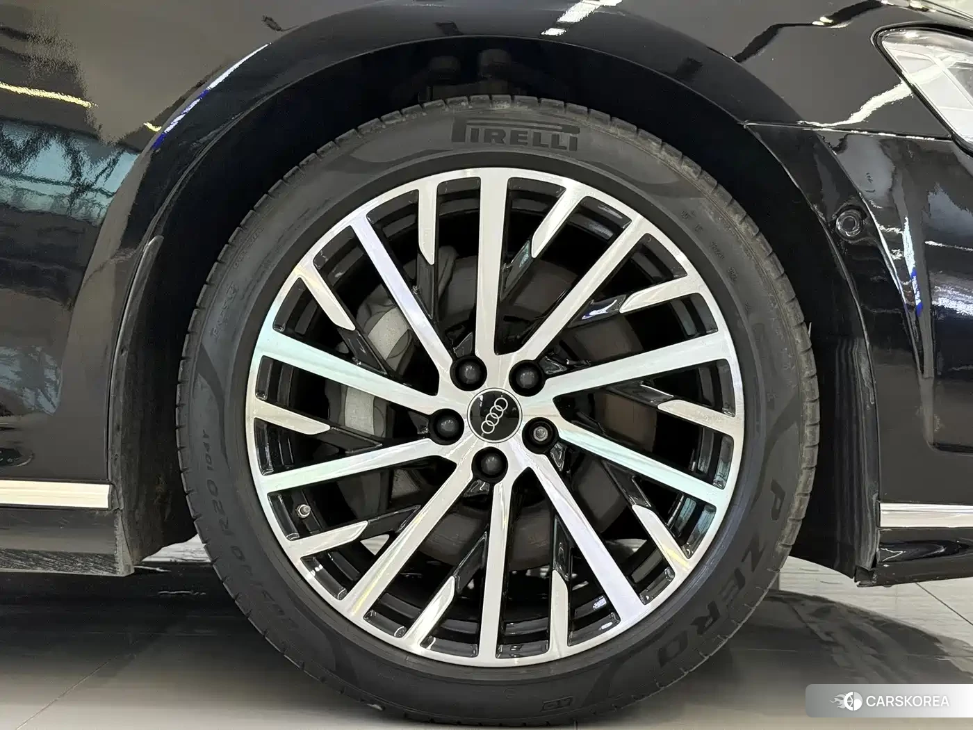 Audi A8 id 4628269 из Китая 12