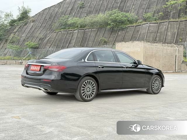 Mercedes-Benz E-class 2022 Черный из Китая, фото 4