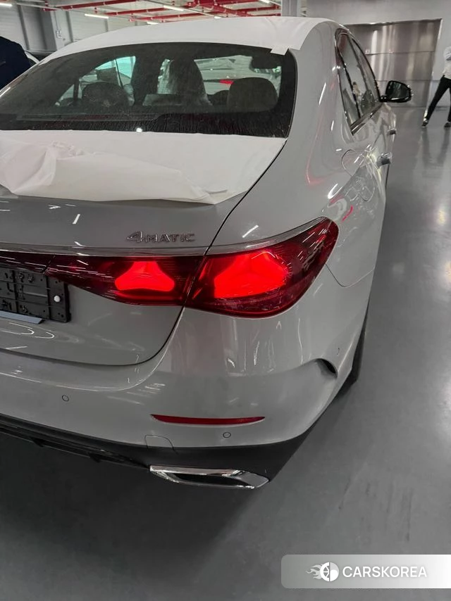 Mercedes-Benz E-Class W214 2026 Серебристо-серый из Кореи, фото 4