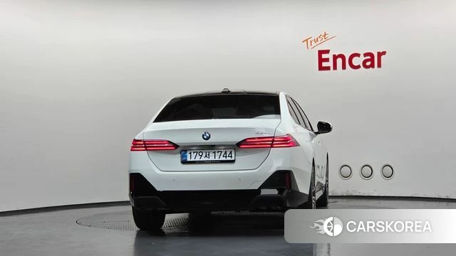 BMW 5 Series (G60) id 4870542 из Кореи 30