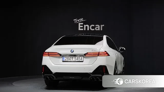 BMW 5 Series (G60) id 3316551 из Кореи 14